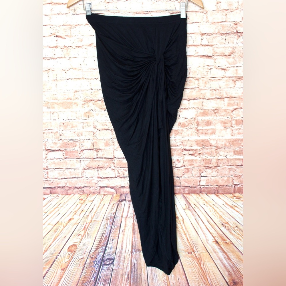 Rue 21 | black high-low mini/midi skirt